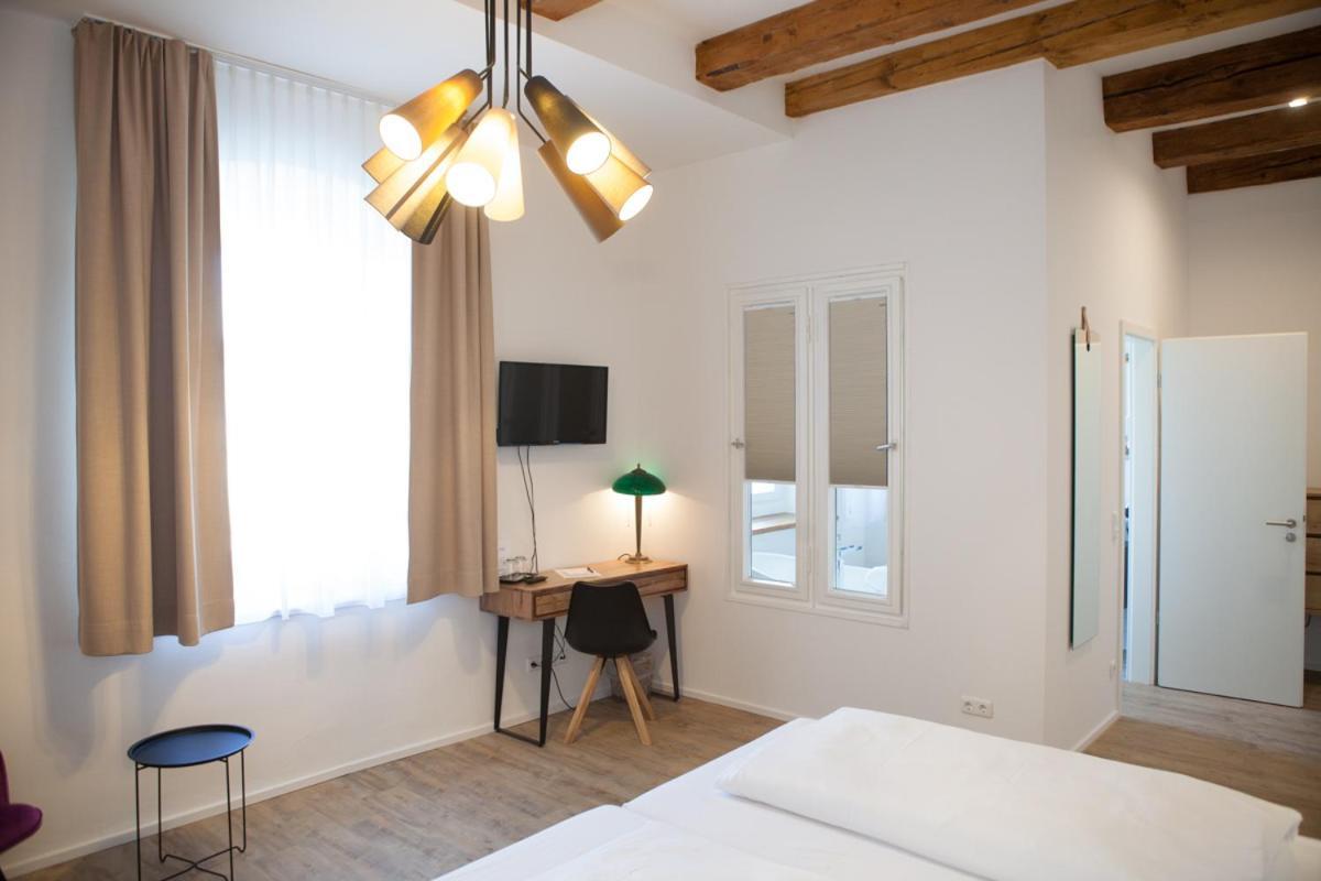 Green Spirit Hotel Регенсбург Экстерьер фото